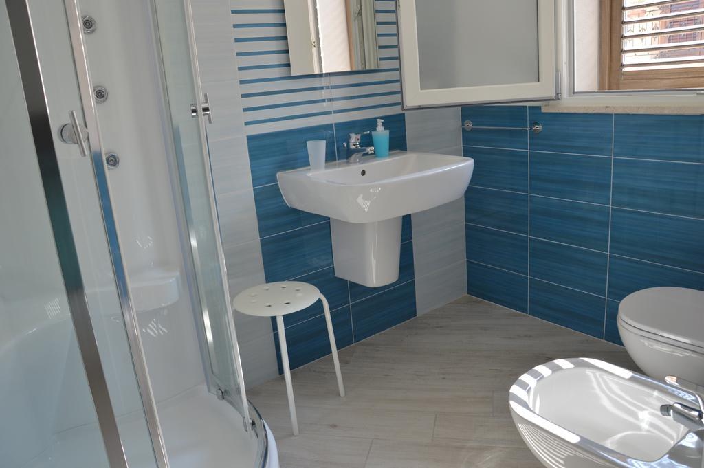 Stanze Del Mare Bed & Breakfast Balestrate Room photo